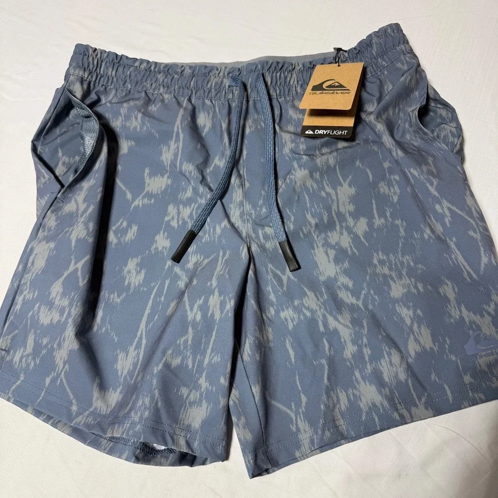 NWT Quiksilver Swim Shorts Shirt Set Men's Size Medium Dry Flight
